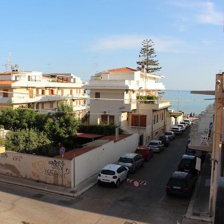 Il Mare A Due Passi Apartment Marina di Ragusa Exterior foto