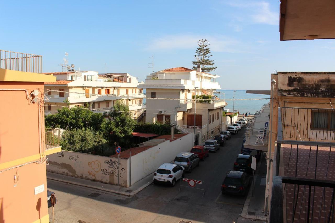 Il Mare A Due Passi Apartment Marina di Ragusa Exterior foto